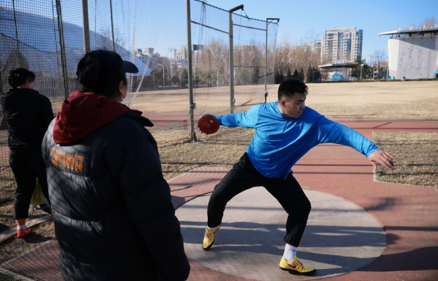 年轻人对杏彩娱乐的态度与看法